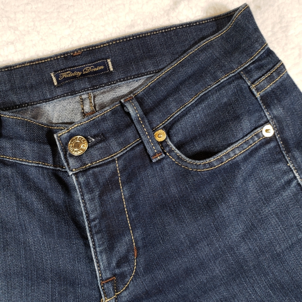 Fidelity Denim Mid Rise Flare Mid Wash Jeans sz 25